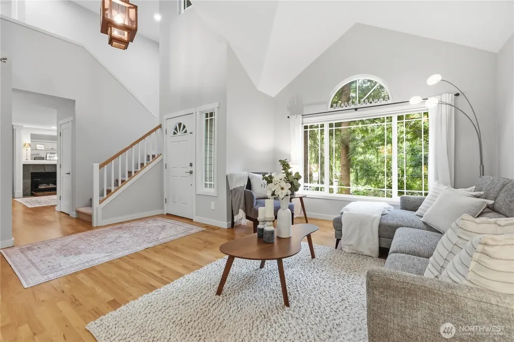 27621 NE Quail Creek Drive Redmond WA 98053