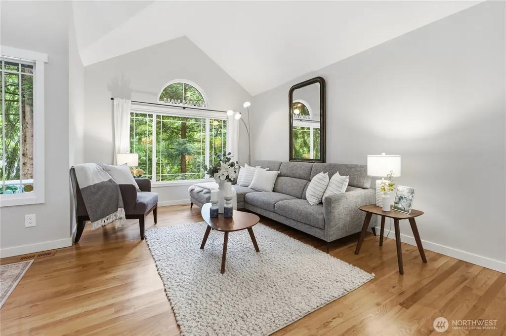 27621 NE Quail Creek Drive Redmond WA 98053