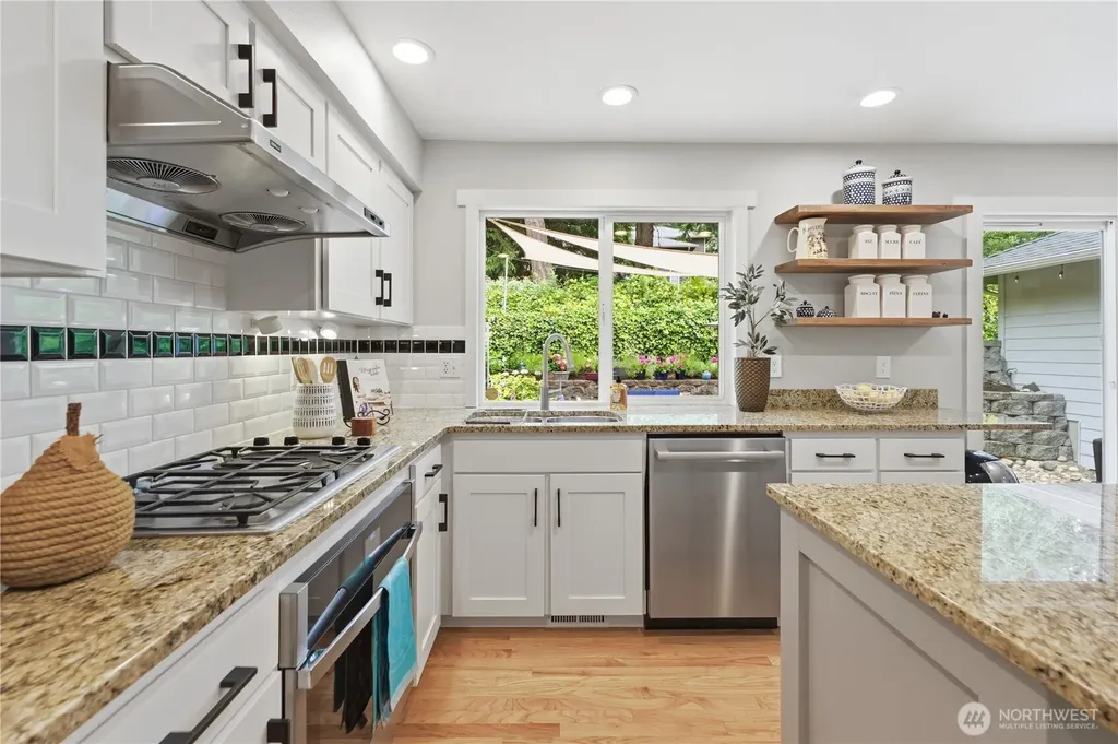 27621 NE Quail Creek Drive Redmond WA 98053