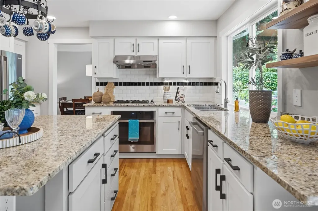 27621 NE Quail Creek Drive Redmond WA 98053