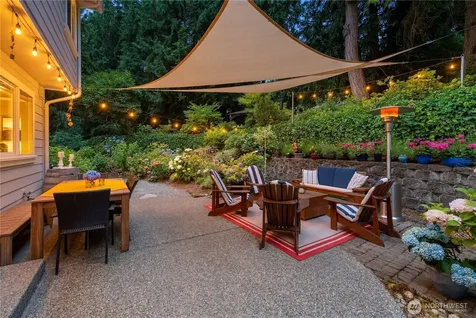 27621 NE Quail Creek Drive Redmond WA 98053