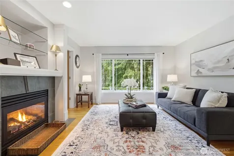 27621 NE Quail Creek Drive Redmond WA 98053