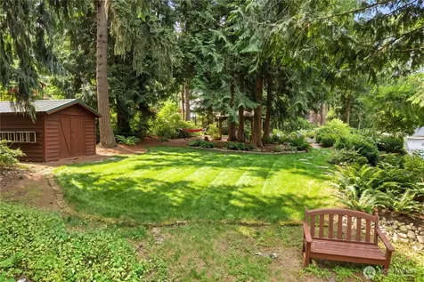 27621 NE Quail Creek Drive Redmond WA 98053