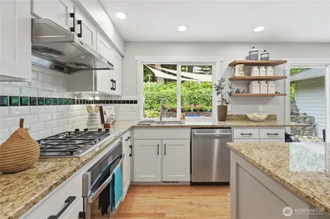 27621 NE Quail Creek Drive Redmond WA 98053