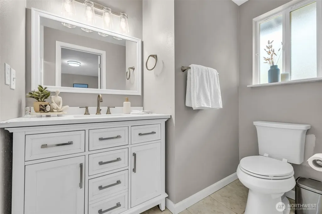 14638 124th Place NE Woodinville WA 98072