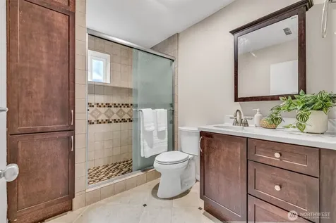 14638 124th Place NE Woodinville WA 98072