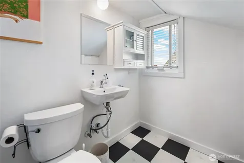 3806 W Bertona Street Seattle WA 98199
