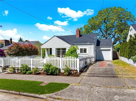 3806 W Bertona Street Seattle WA 98199