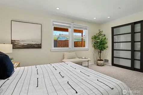 2631 NW 86th Street Seattle WA 98117