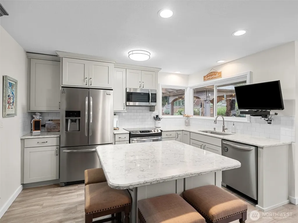 25719 Park Avenue Ocean Park WA 98640