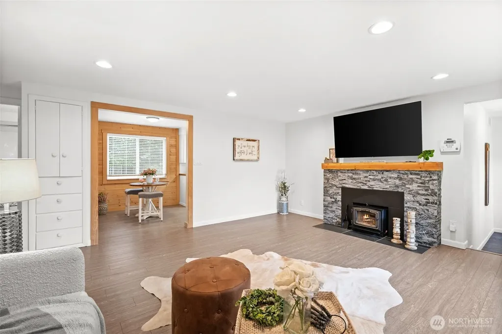 7819 28th Street W University Place WA 98466