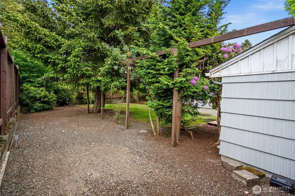 7819 28th Street W University Place WA 98466