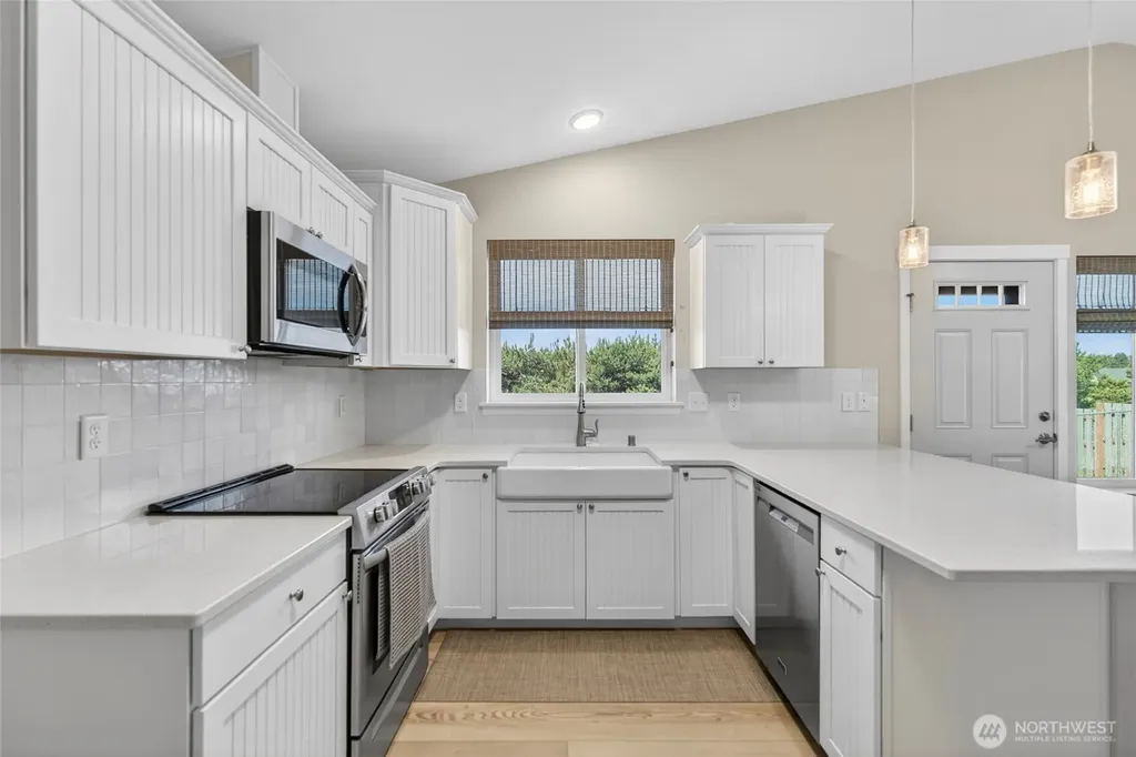 35312 I Place Ocean Park WA 98640