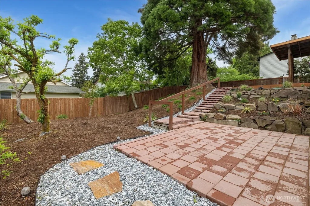 11212 NE 145th Street Kirkland WA 98034