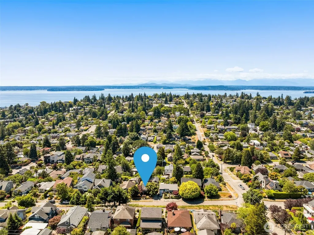 4117 45th Avenue SW Seattle WA 98116
