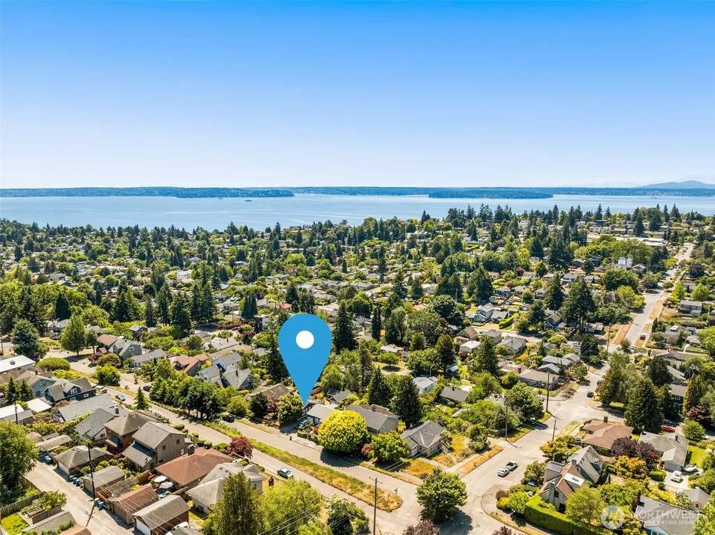 4117 45th Avenue SW Seattle WA 98116