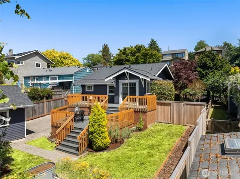4117 45th Avenue SW Seattle WA 98116