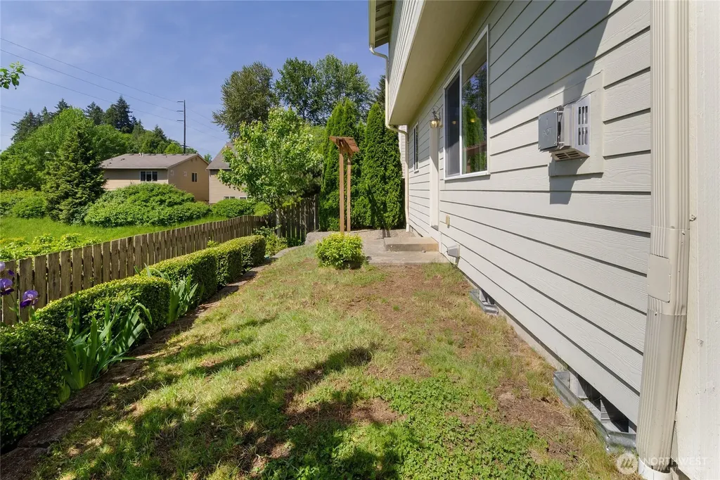 3215 Garnet Street SE Olympia WA 98501