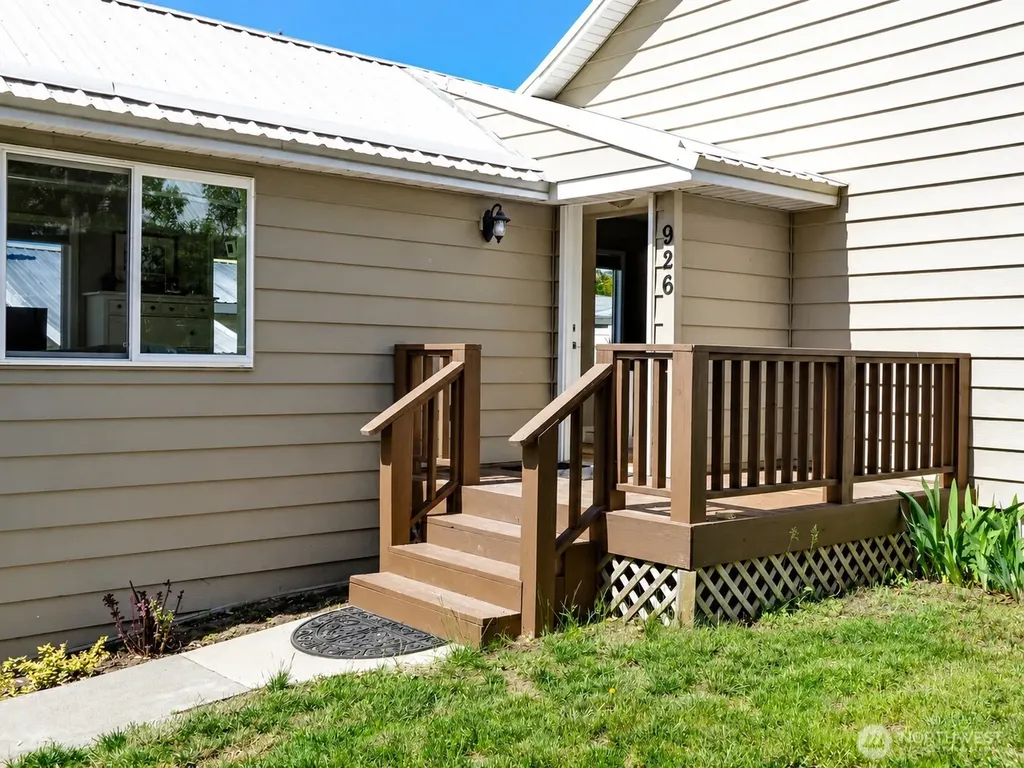 926 4th Avenue S Okanogan WA 98840