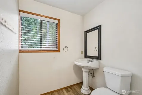 13807 173rd Avenue NE Redmond WA 98052