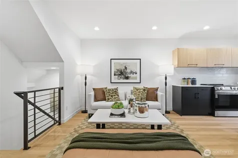 3646 Greenwood Avenue N Seattle WA 98103