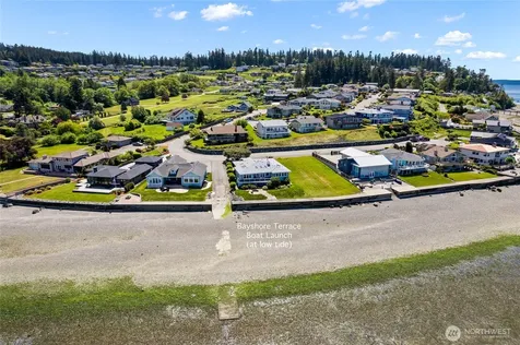 1035 Shorecrest Place Camano Island WA 98282