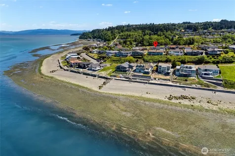 1035 Shorecrest Place Camano Island WA 98282