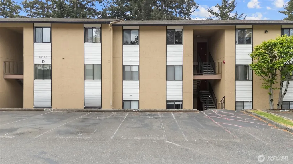 16200 NE 12th Court Bellevue WA 98008