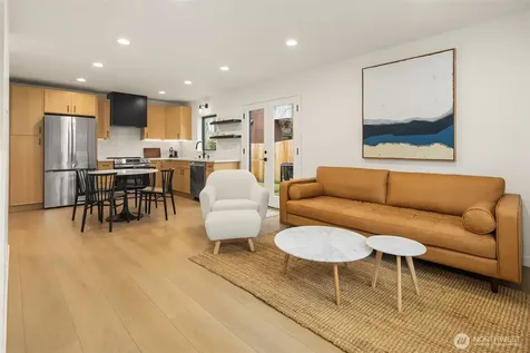 4009 33rd Avenue W Seattle WA 98199