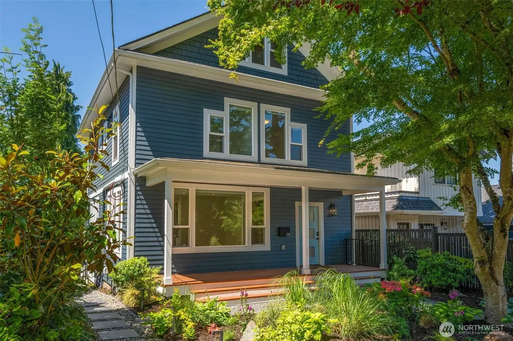 2511 2nd Avenue W Seattle WA 98119