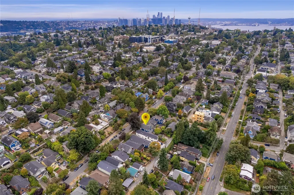 2511 2nd Avenue W Seattle WA 98119