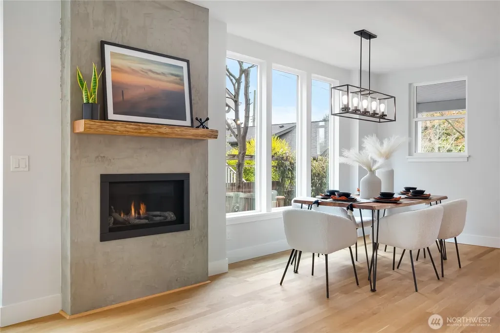 2511 2nd Avenue W Seattle WA 98119