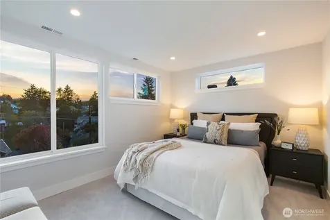 2511 2nd Avenue W Seattle WA 98119
