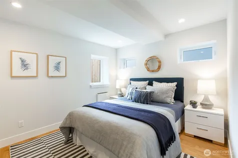 2511 2nd Avenue W Seattle WA 98119