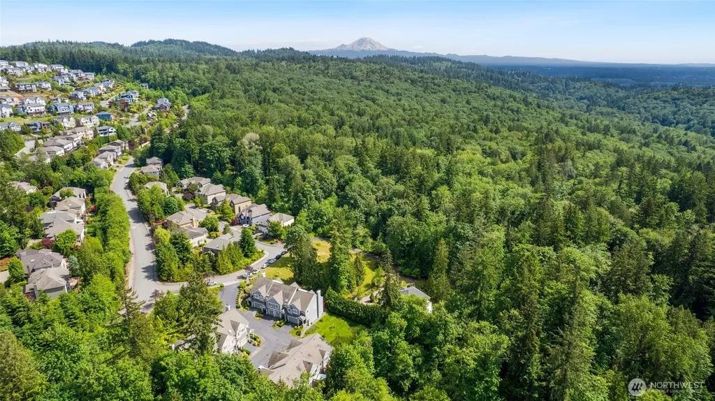 6853 166th Place SE Bellevue WA 98006