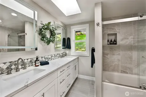 14208 Glen Acres Road SW Vashon WA 98070