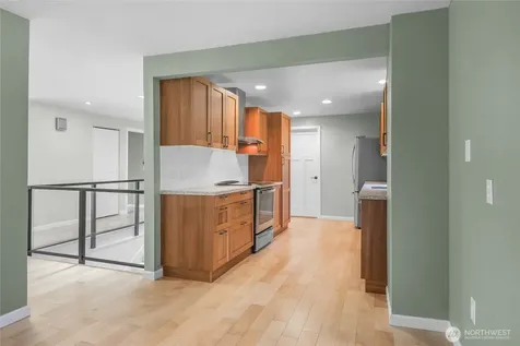 760 W Sunset Way Issaquah WA 98027