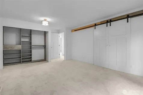 760 W Sunset Way Issaquah WA 98027