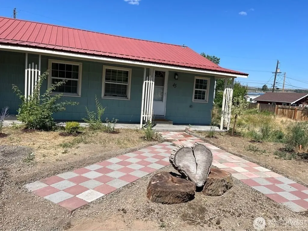 45 SW Birch Soap Lake WA 98851