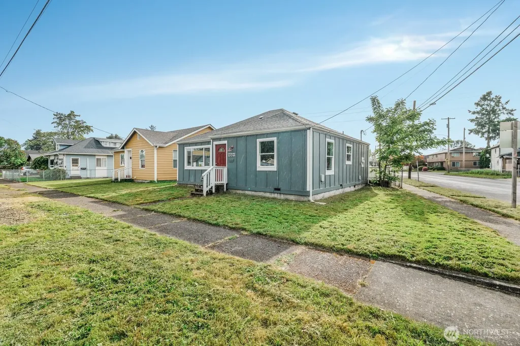 1001 S 6th Avenue Kelso WA 98626