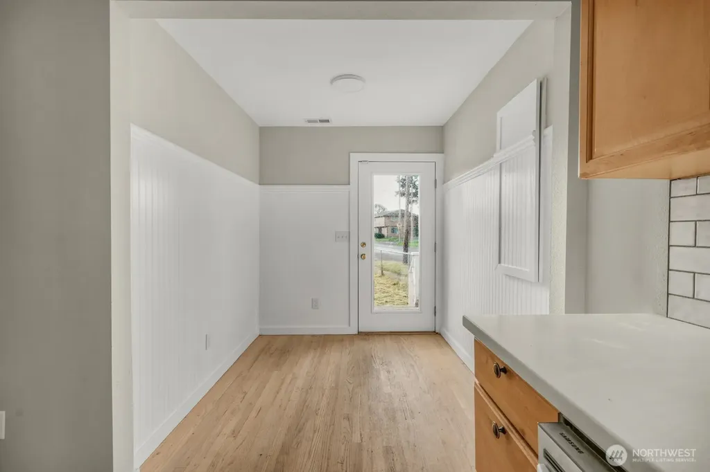 1001 S 6th Avenue Kelso WA 98626