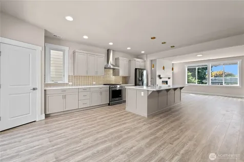 2204 176th Place SW Lynnwood WA 98037