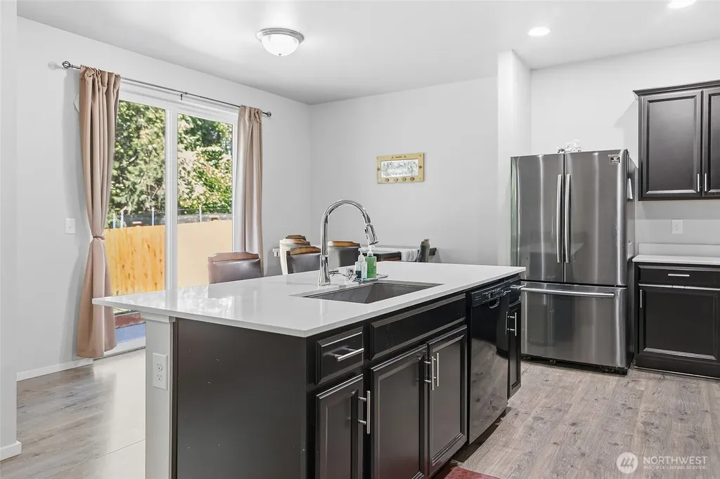 9521 57th Drive NE Marysville WA 98270