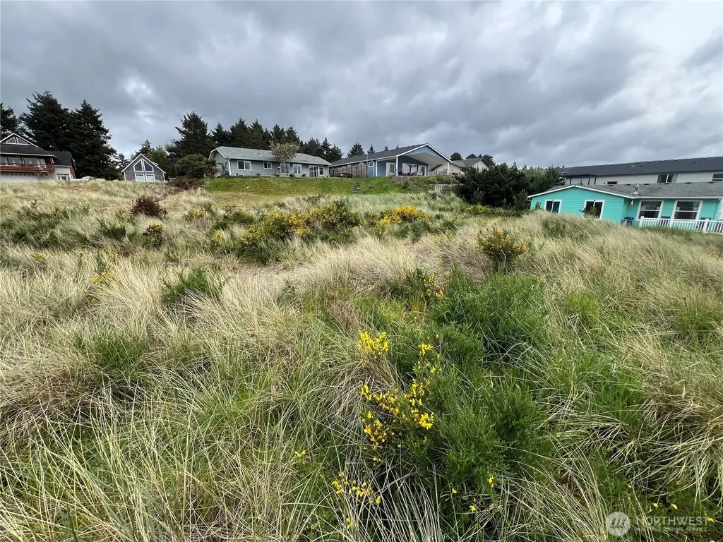 32808 & 32900 I Street Ocean Park WA 98640
