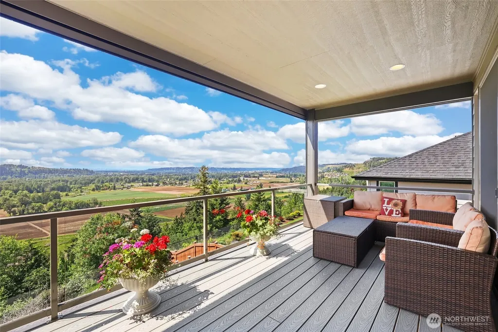 10105 174th Avenue E Bonney Lake WA 98391
