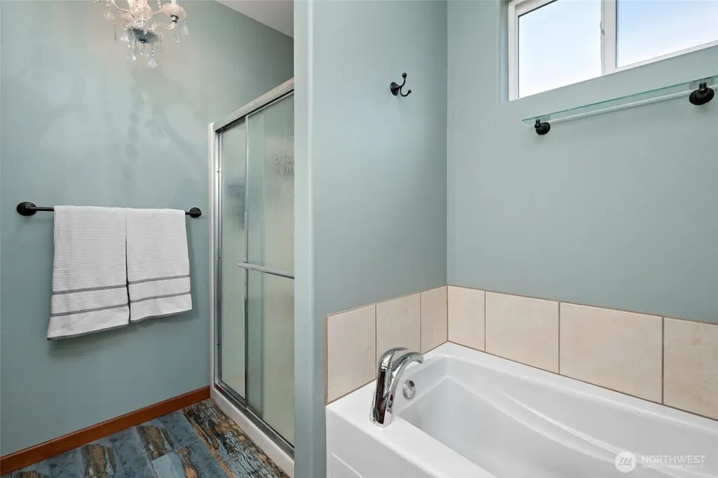 2851 SW Berwick Drive Oak Harbor WA 98277