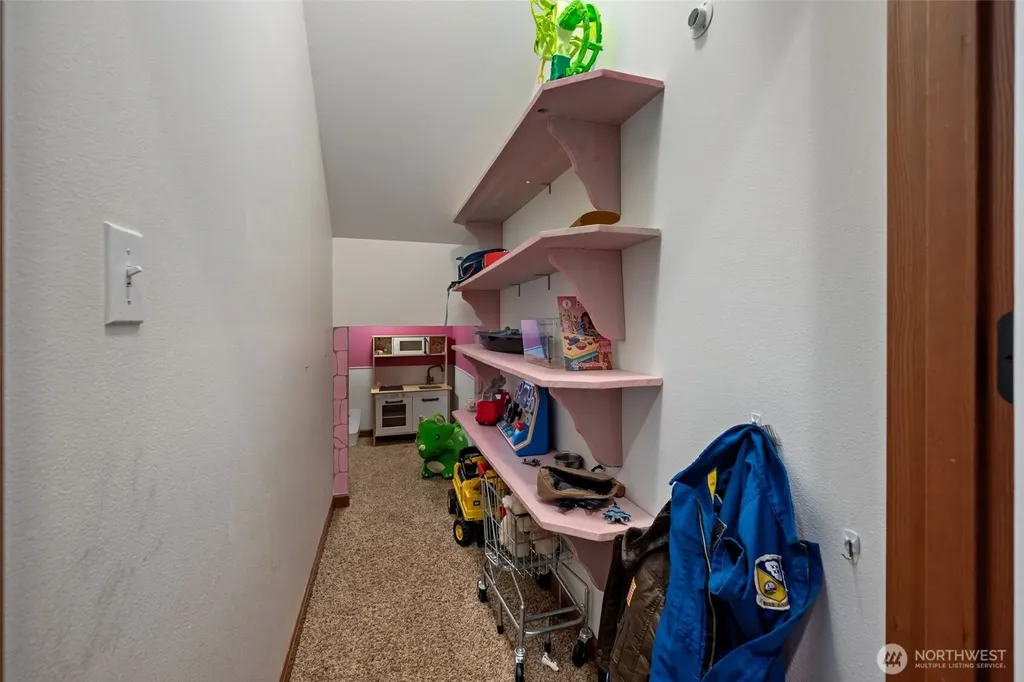 2851 SW Berwick Drive Oak Harbor WA 98277