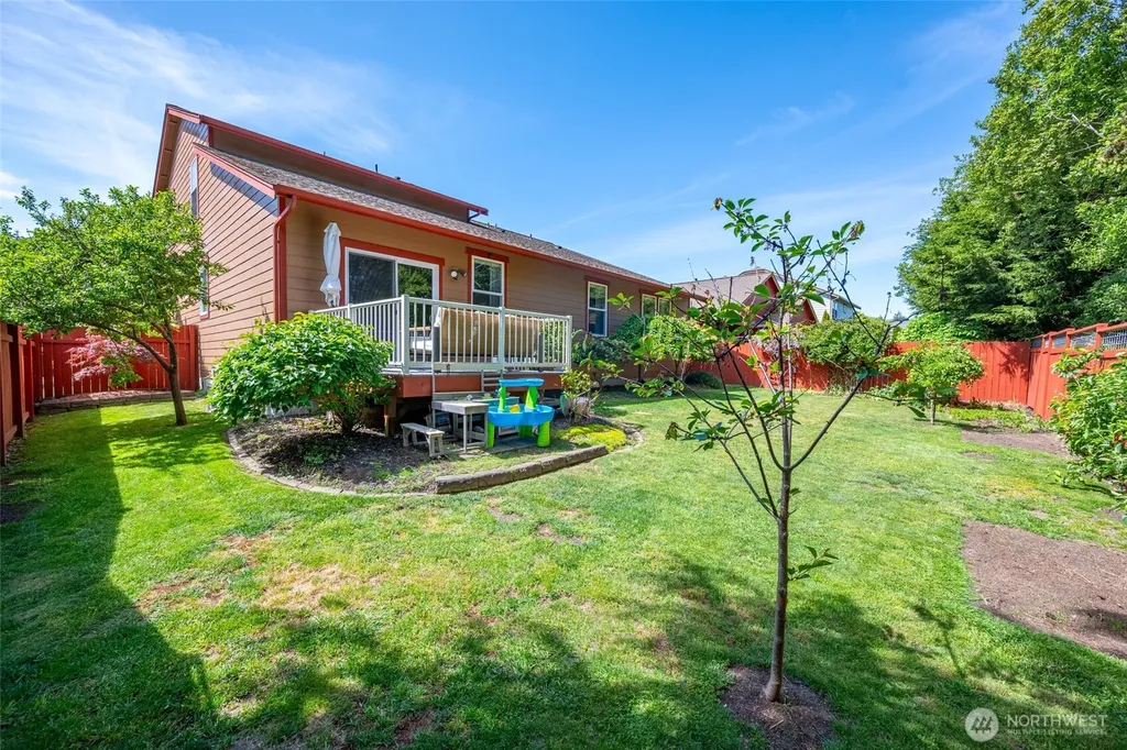 2851 SW Berwick Drive Oak Harbor WA 98277