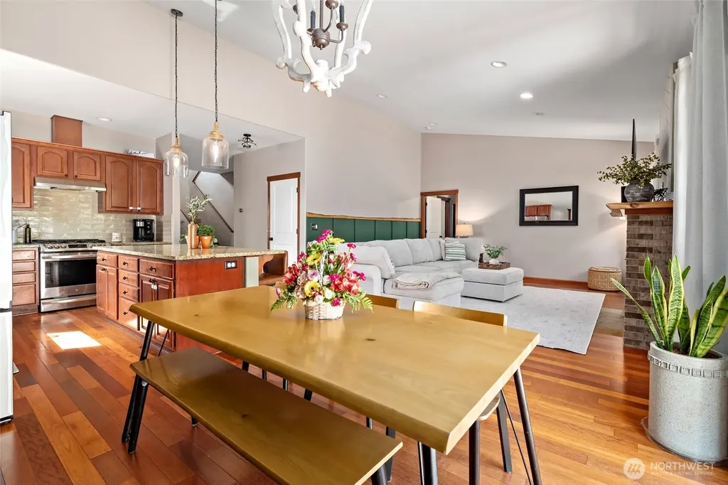 2851 SW Berwick Drive Oak Harbor WA 98277