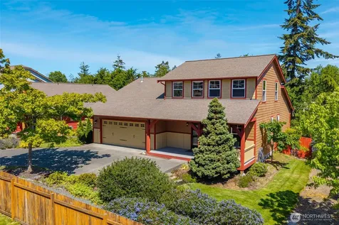 2851 SW Berwick Drive Oak Harbor WA 98277
